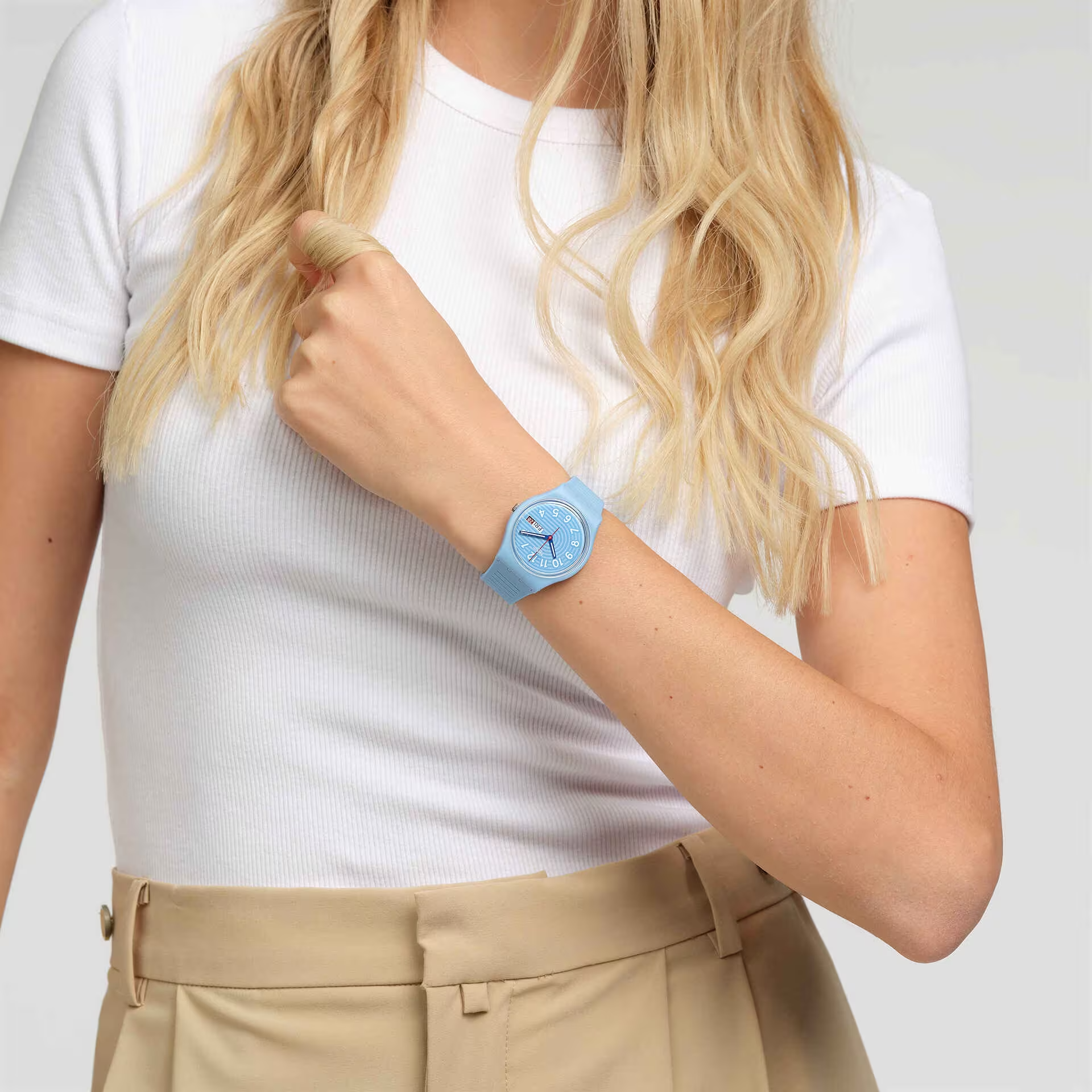 SWATCH TRENDY LINES IN THE SKY SO28S704