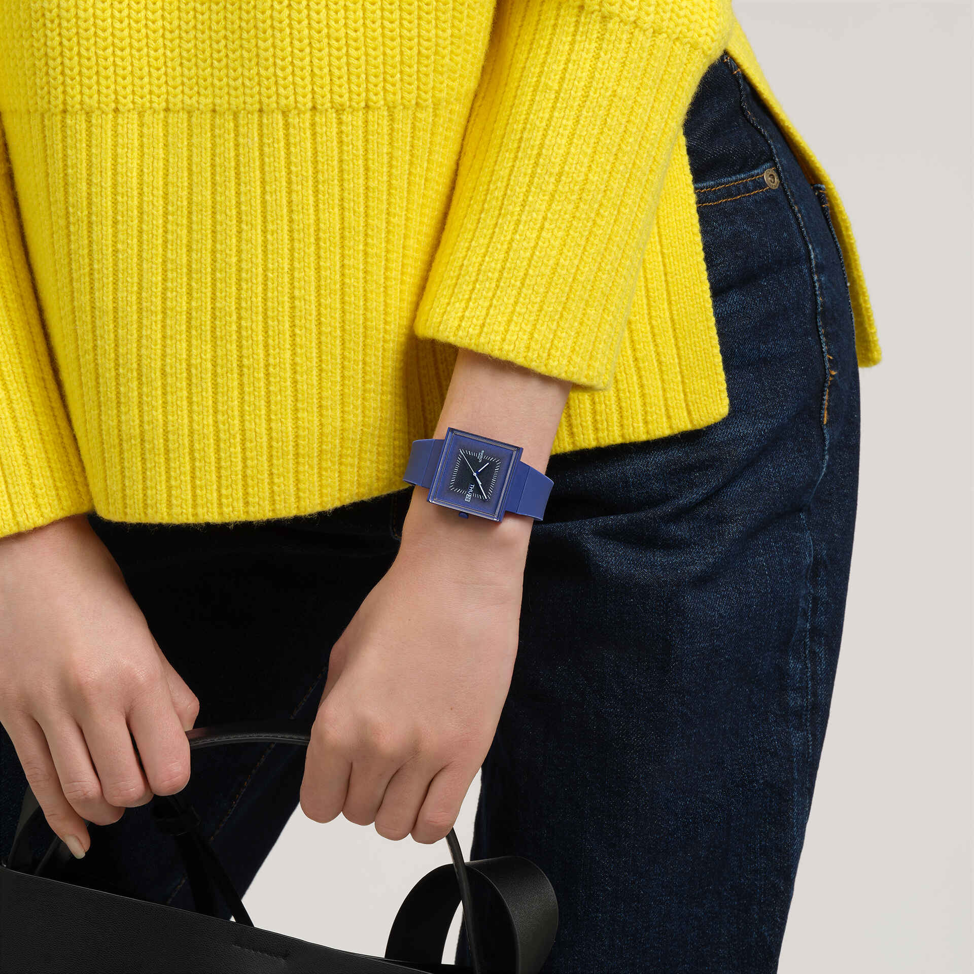 SWATCH SQUARELY BLACKLIGHT SO34N700