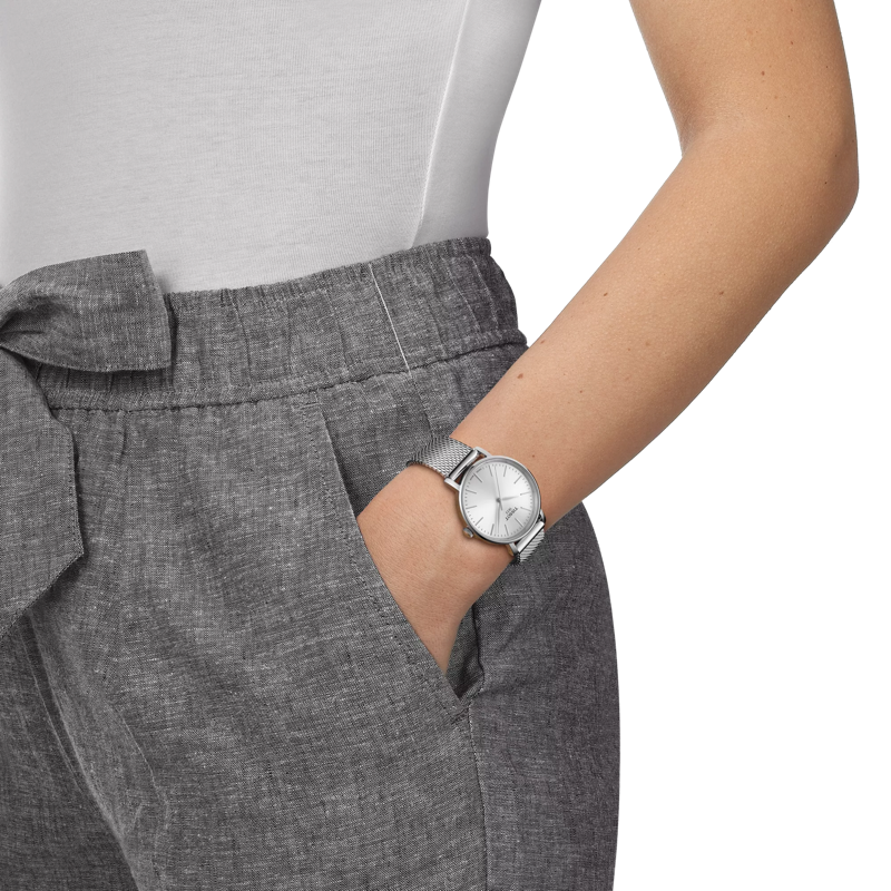 TISSOT T143.210.11.011.00
