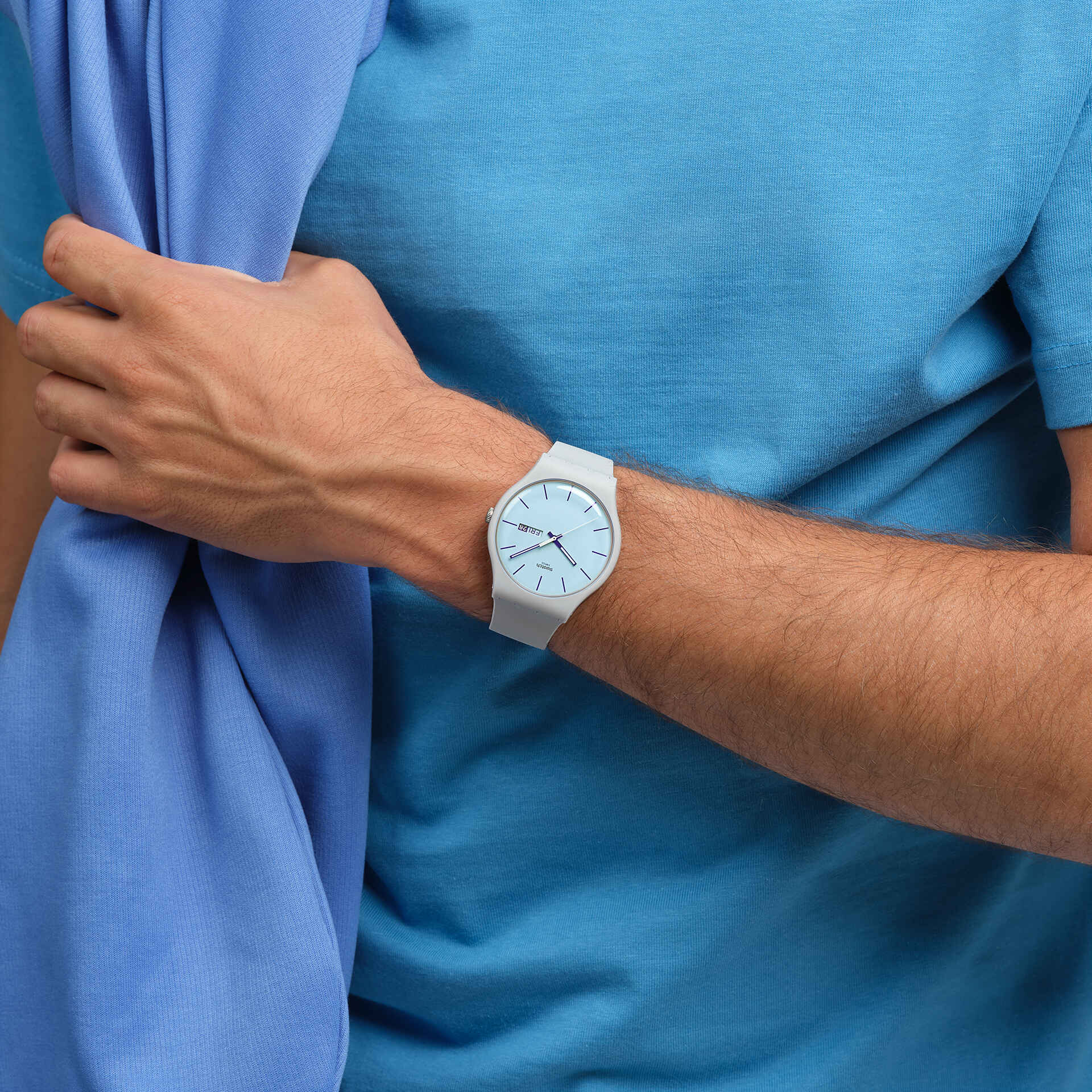SWATCH BLUEBERRY SKY SO29M702