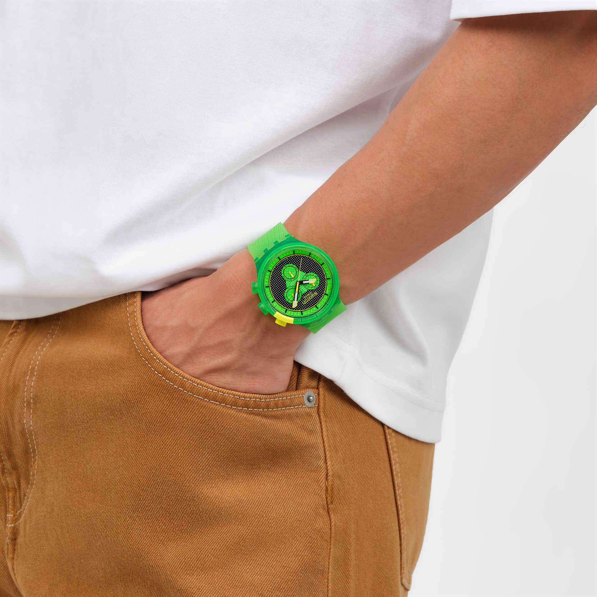 SWATCH GLOWINGLY GREEN SB02G100
