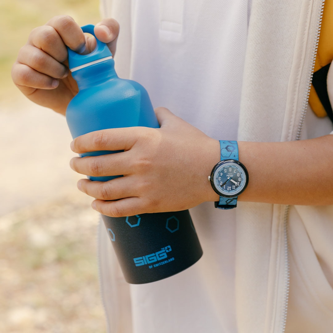 QUENCH IN BLUE flik flak